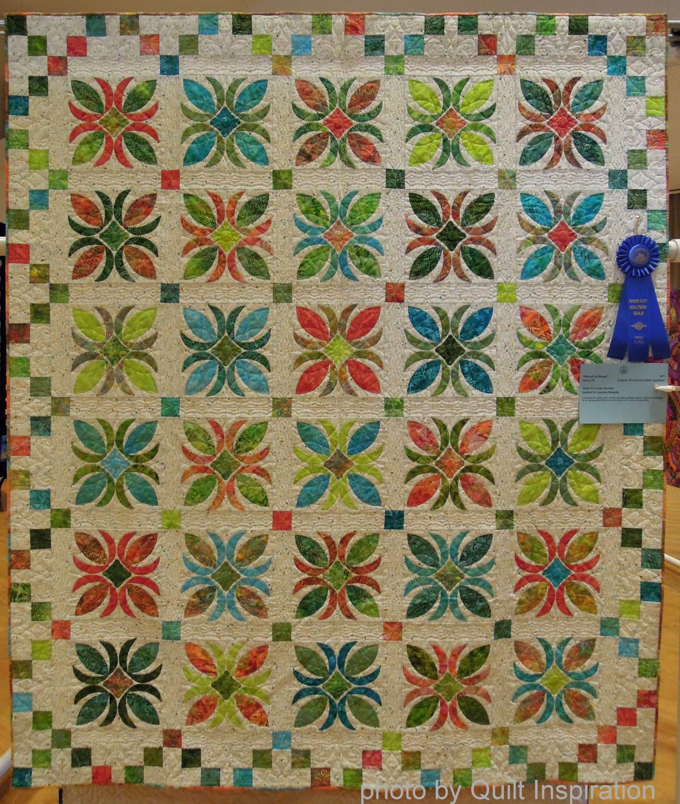 to the 2014 River City Quilters' Guild Show ! Quilt